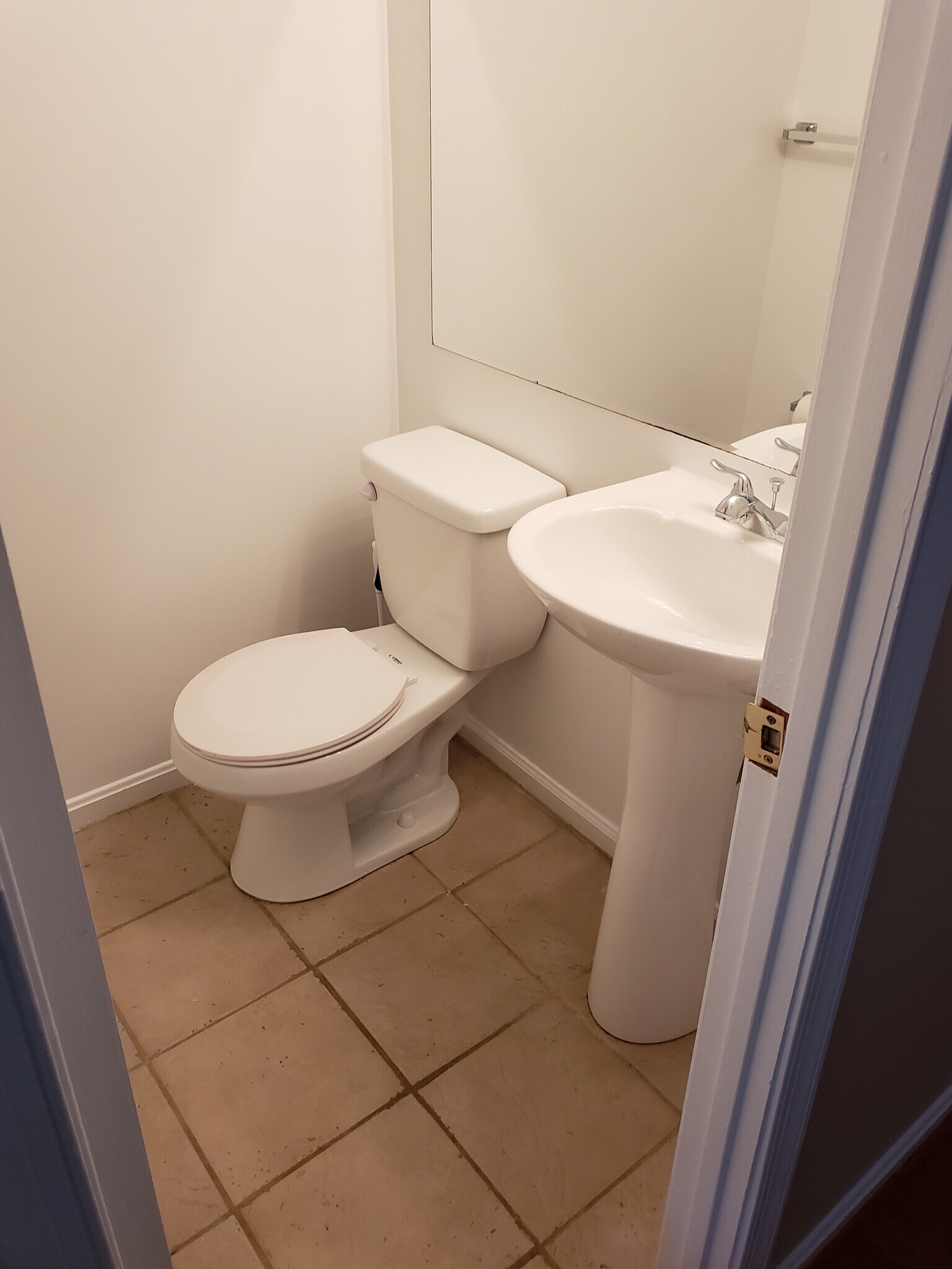 Building Photo - 9164 Broken Oak Pl