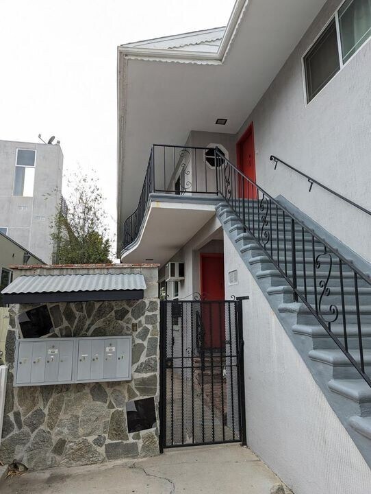Building Photo - 1509 Orange Grove Ave