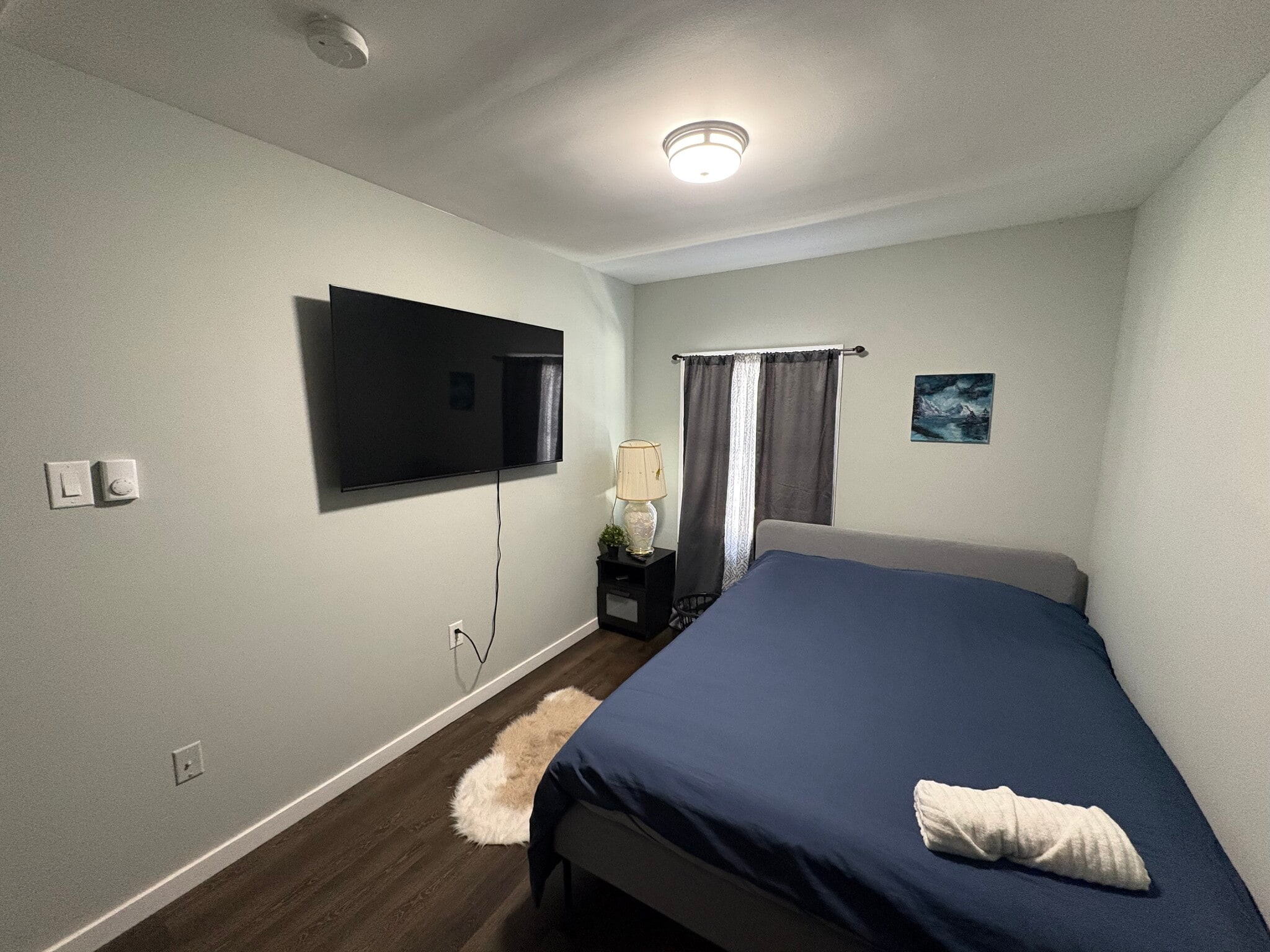 Bedroom 2 - 3311 Woodland Dr