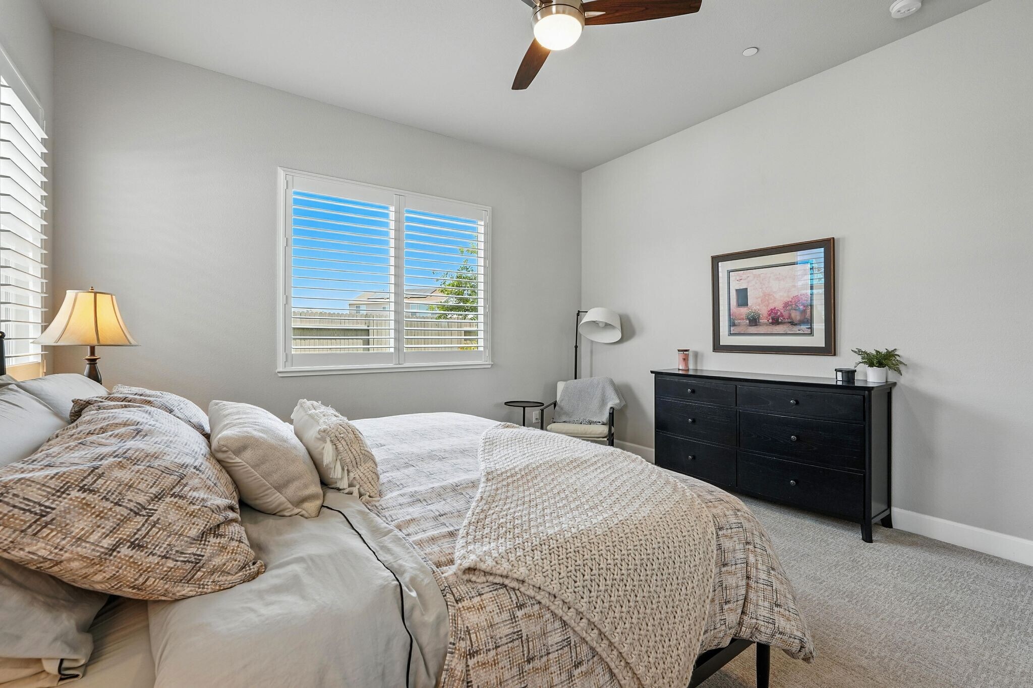 Building Photo - 5049 Cardero Way