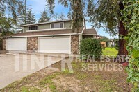 Building Photo - 6355 Villa Dr