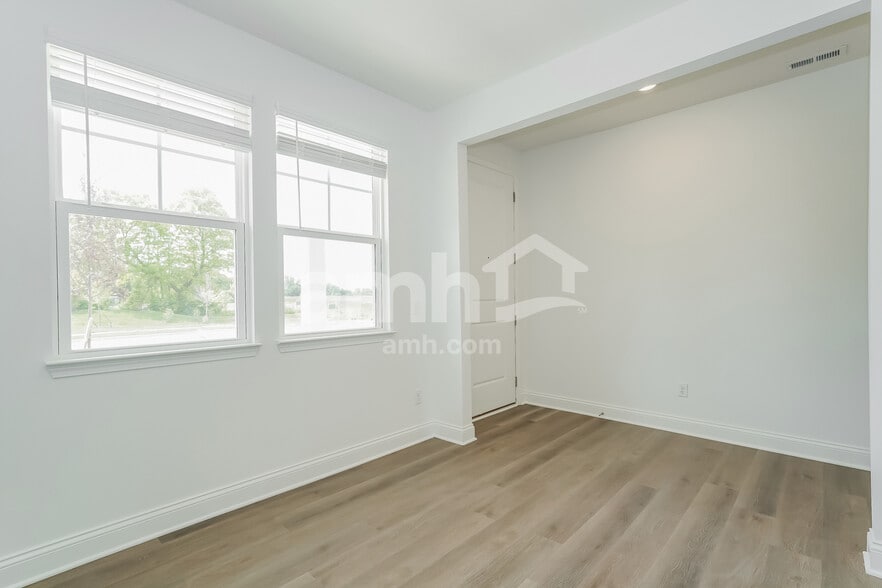 Building Photo - 1081 Broyles Xing SW