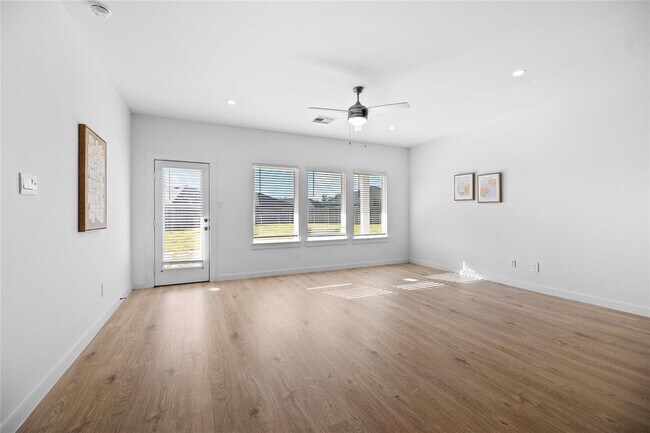 Building Photo - 1314 Via Del Corso Ln