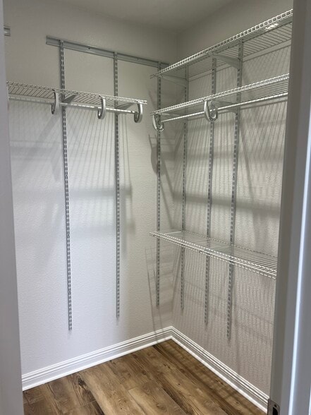 main bedroom closet - 1736 Bluebird Ln
