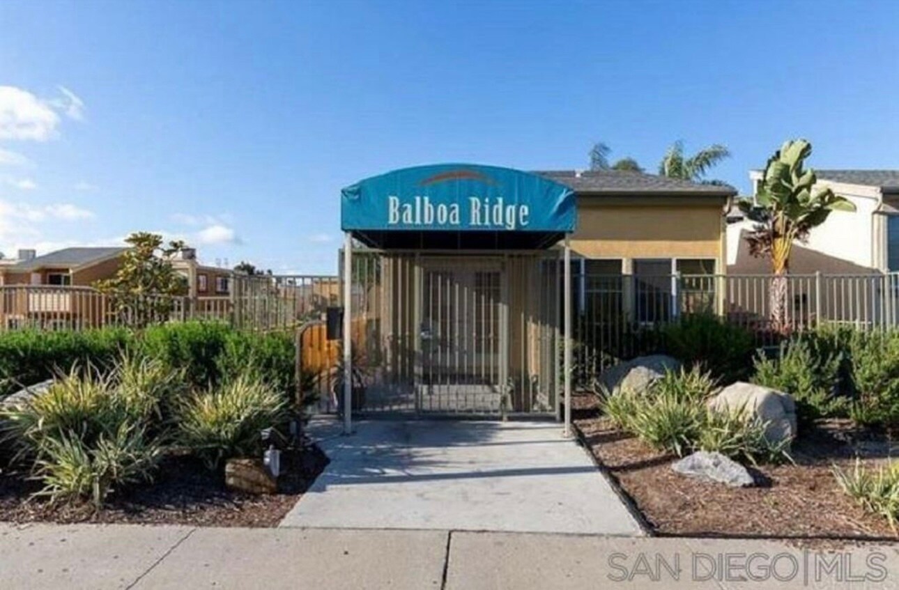 Building Photo - 5252 Balboa Arms Dr