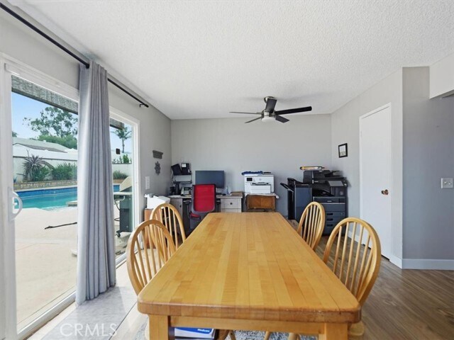 Building Photo - 900 Cortez Dr