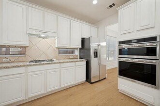 Building Photo - 7140 Bryce Canyon Dr