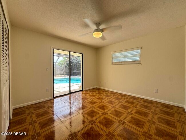 Building Photo - 4350 Candlewood Ln