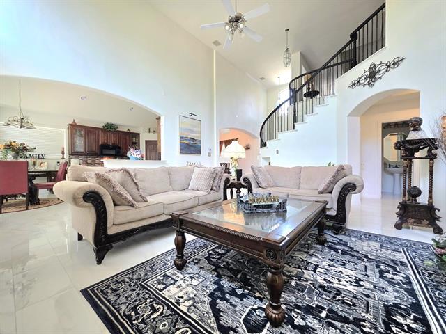 Building Photo - 4100 Nicklaus Ave