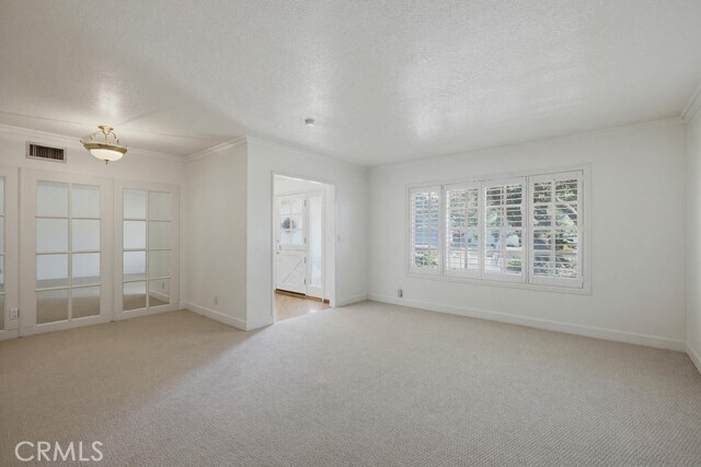 Building Photo - 2705 E Jacaranda Ave