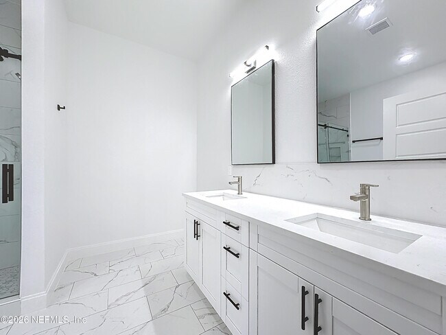 Building Photo - 8912 Hogan Rd