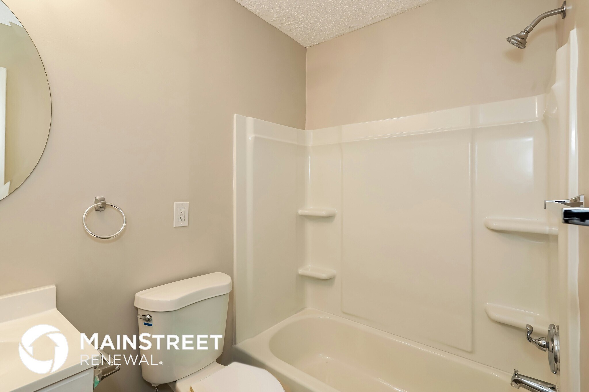 Building Photo - 8144 Colonnade Ct W