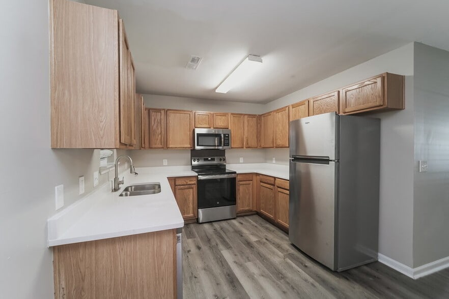 Building Photo - 1227 Pinehaven Ct
