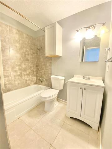 Building Photo - 4323 Segura Ct N