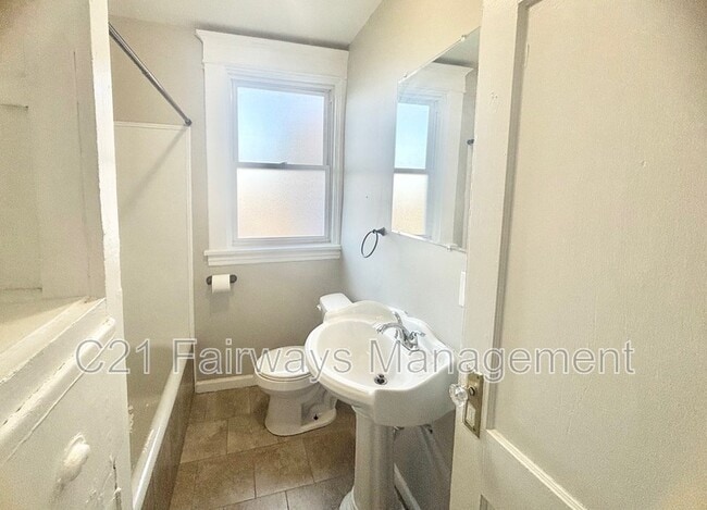 Building Photo - 732 Bay Ridge Ave