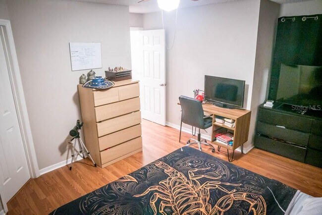 Building Photo - 605 Youngstown Pkwy