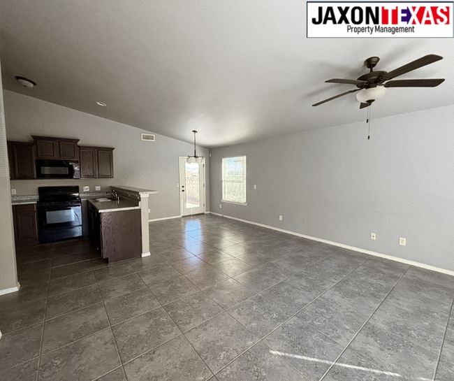 Building Photo - 5938 Megan St