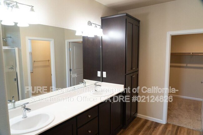 Building Photo - 5572 Amnest Way