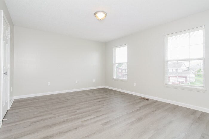 Building Photo - 2211 Scheper Ct