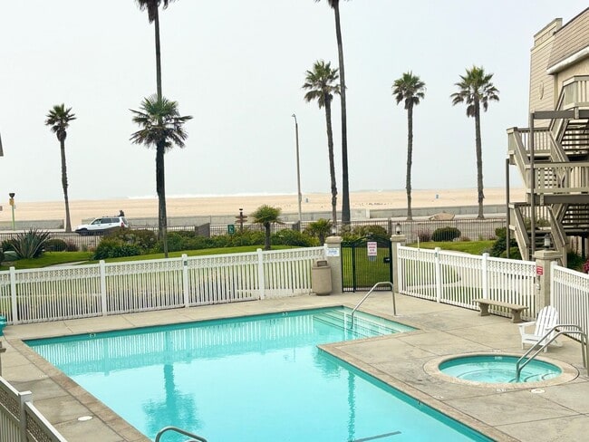 Building Photo - Surfside I | 2 Bedroom + 1.5 Bathroom with...