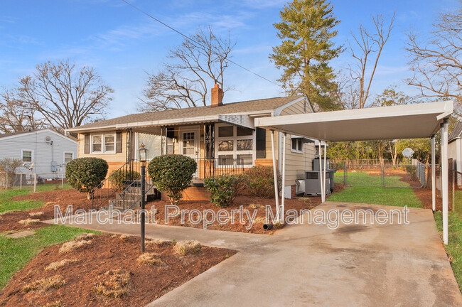 Building Photo - 23 Brownwood Dr
