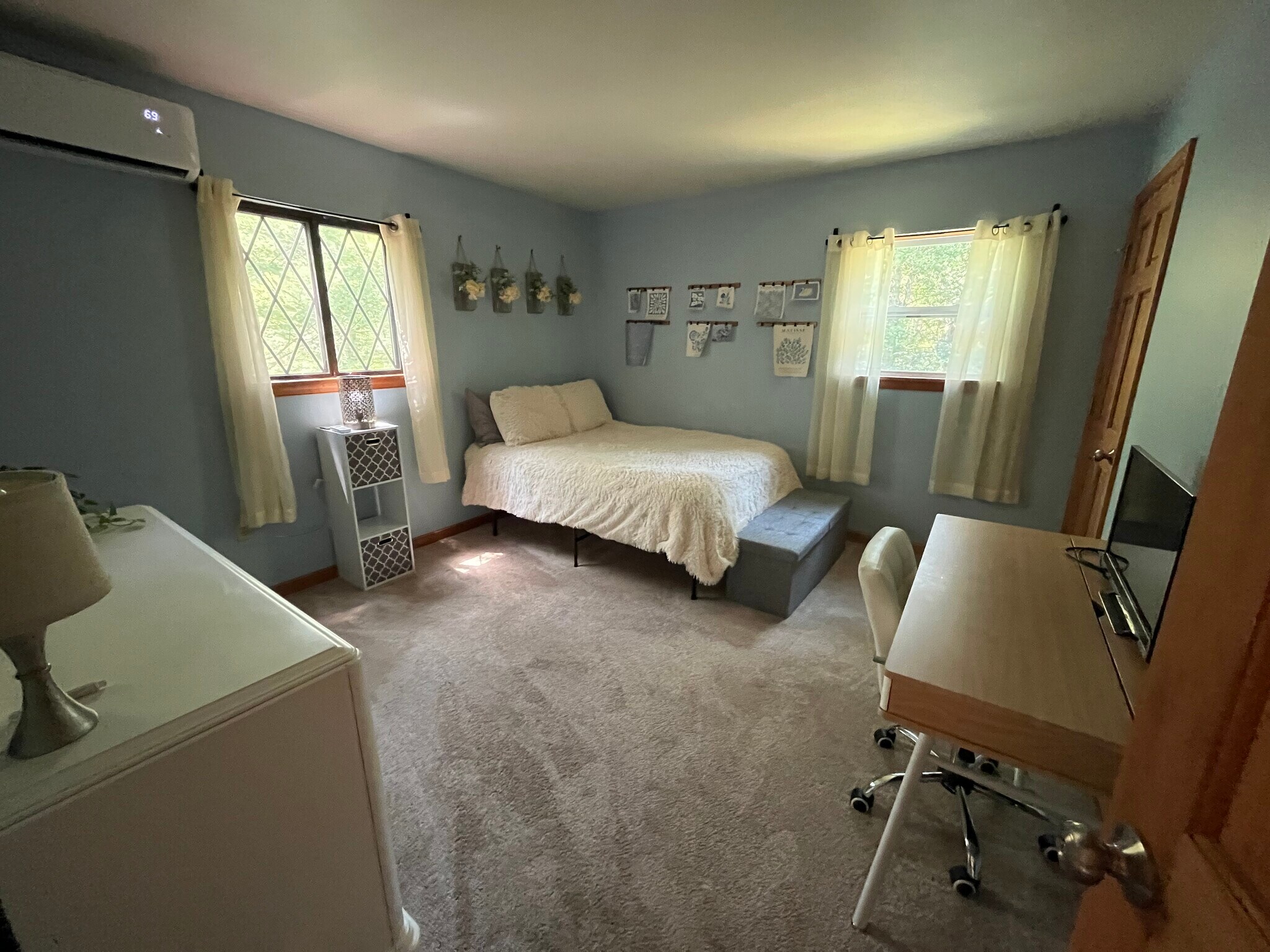 2nd floor spare bedroom - 161 Piney Woods Dr