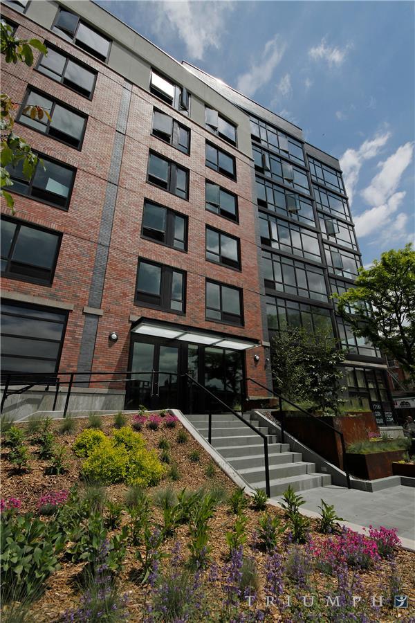 Building Photo - 360 Smith Street