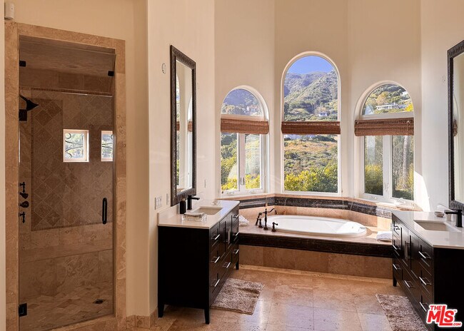 Building Photo - 31280 Bailard Rd