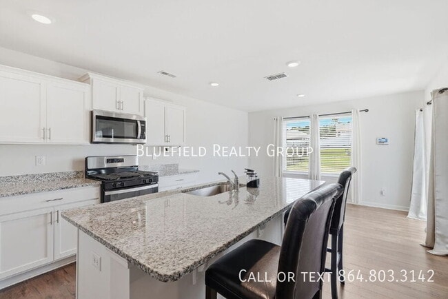 Building Photo - 1313 Duffers Ln