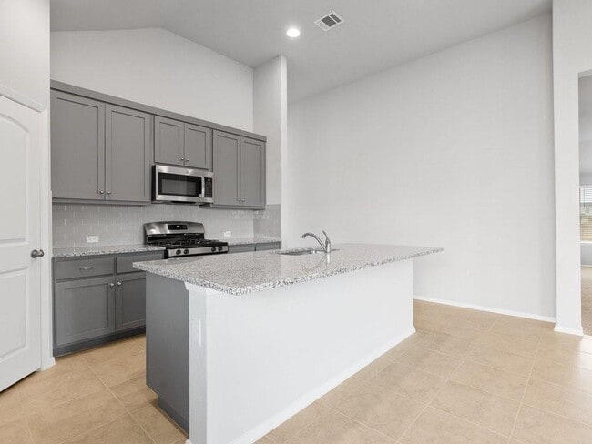 Building Photo - 308 Rimrock Ct