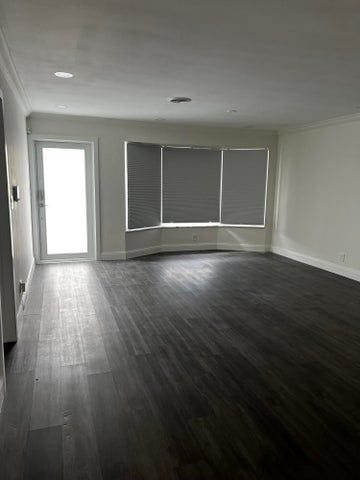 Building Photo - 750 NW 44th Ave