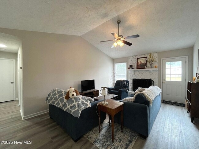 Building Photo - 5721 Randleman St