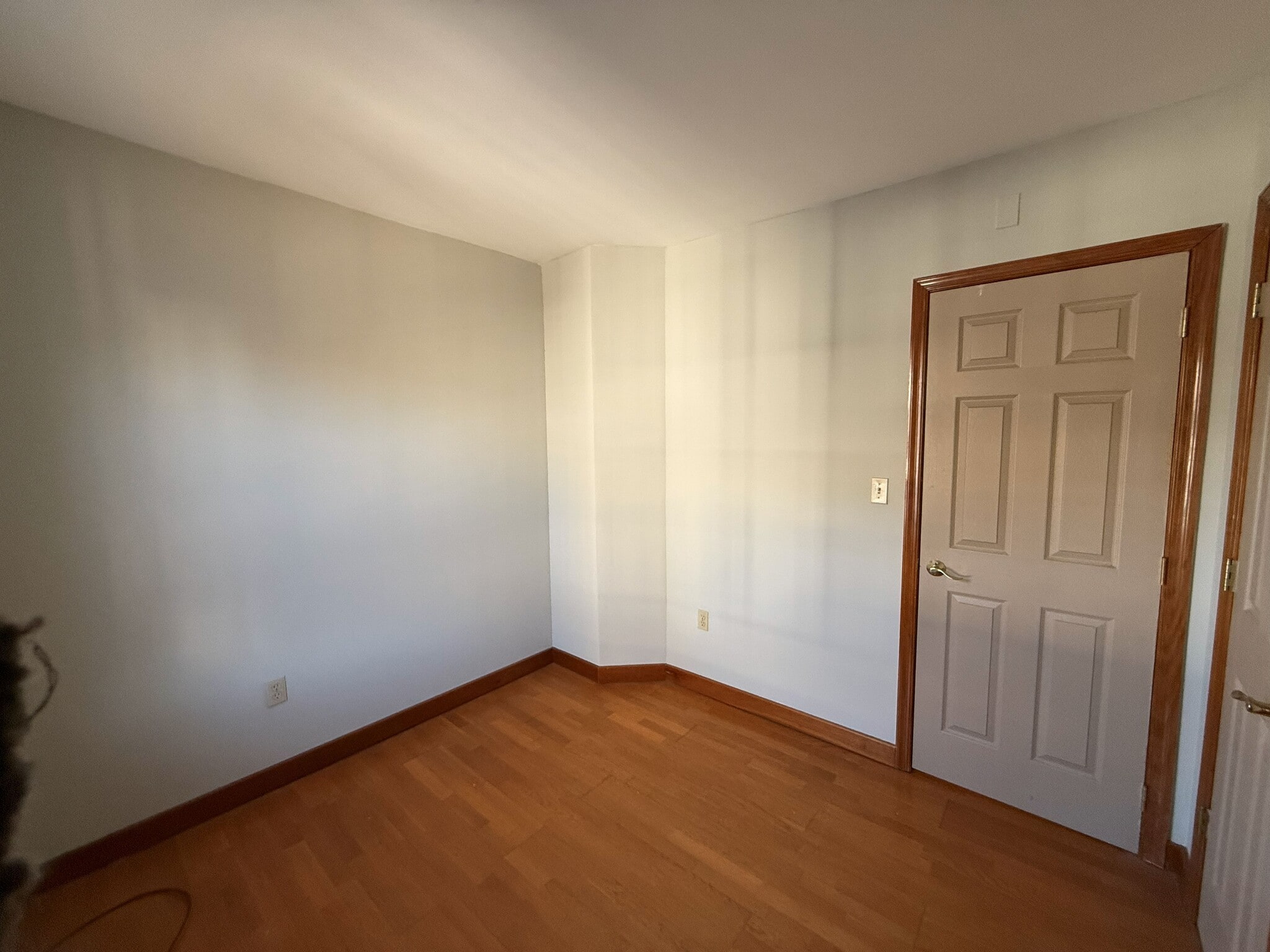 middle bedroom - 23 N Main St