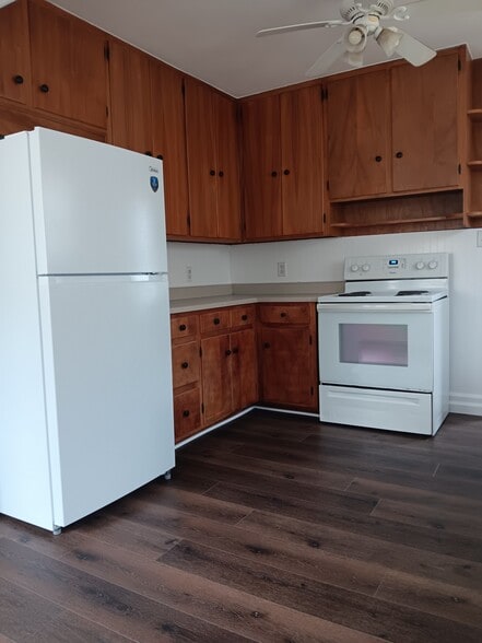 Kitchen - 1747 Monroe Ave