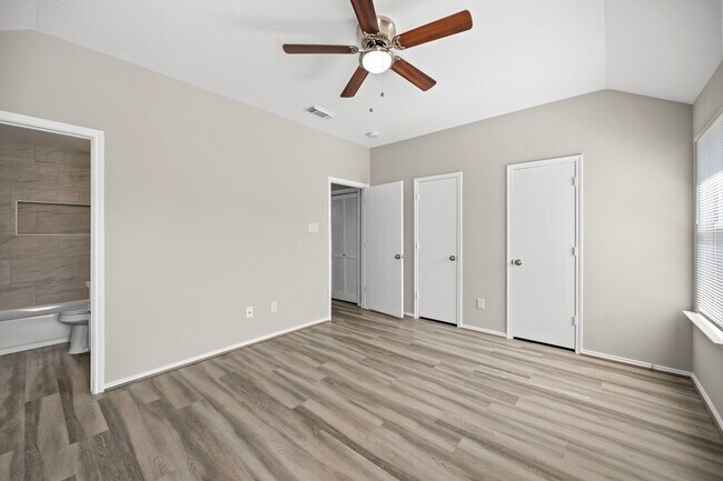 Building Photo - 8922 Aspen Trace Ln