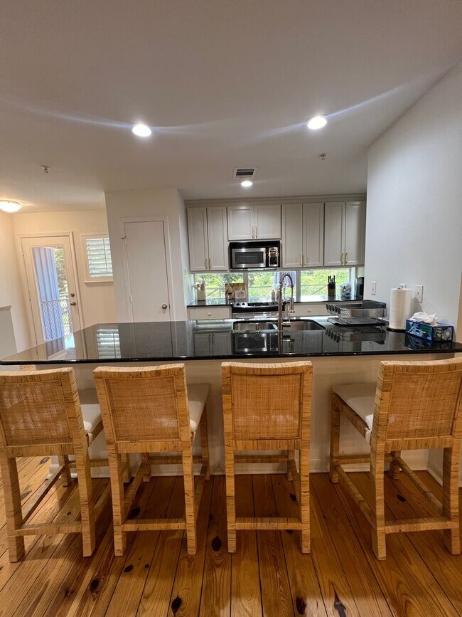 Building Photo - Spacious 3-Bedroom Home for Rent!