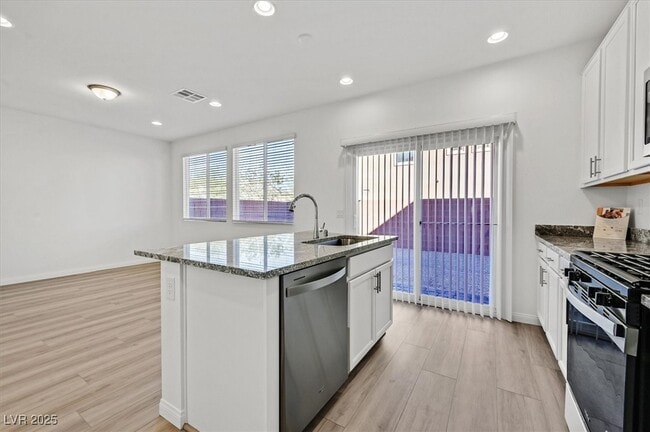 Building Photo - 8136 Rockflower St