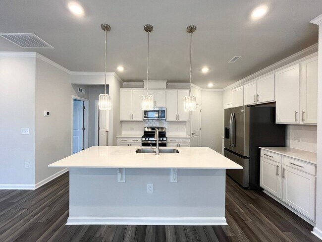 Building Photo - 812 Cainhoy Ct