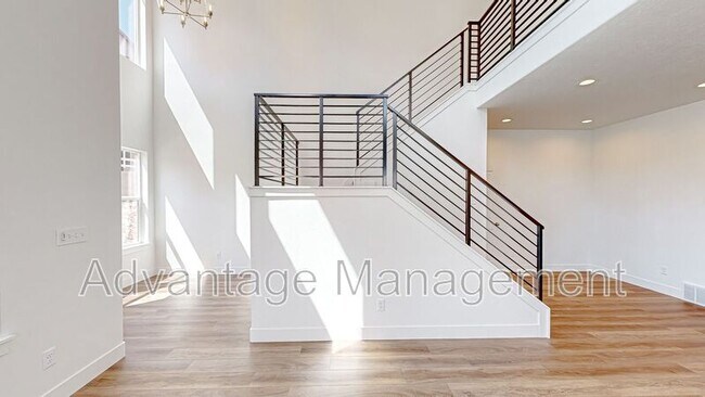 Building Photo - 1583 Stark Dr