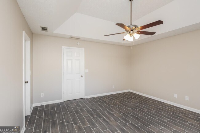 Building Photo - 525 Flintlock Dr