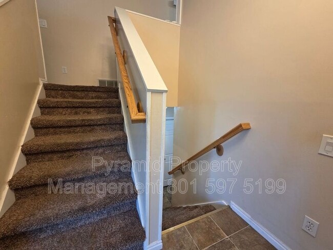Building Photo - 2056 S 1600 W