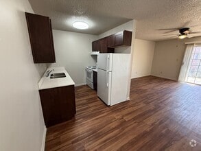 Building Photo - Renovated Apartment- Great OKC Location