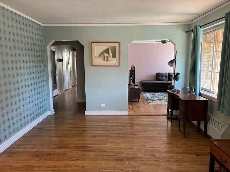 Building Photo - 1029 Pennsylvania St