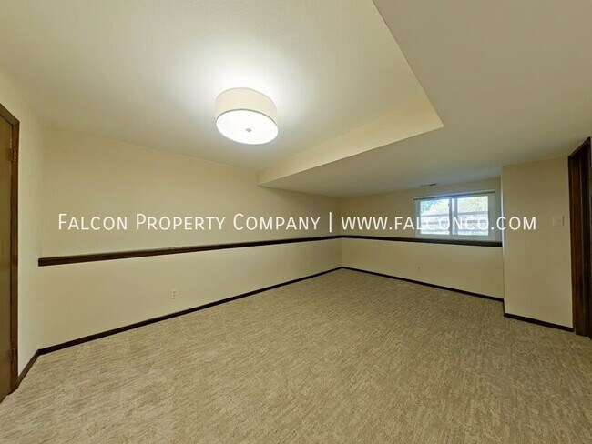 Building Photo - 133 Dolomite Dr