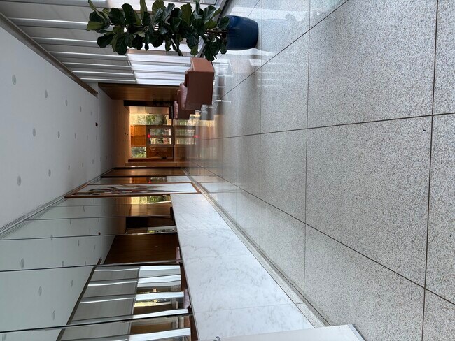 Building Photo - 3600 N Lake Shore Dr