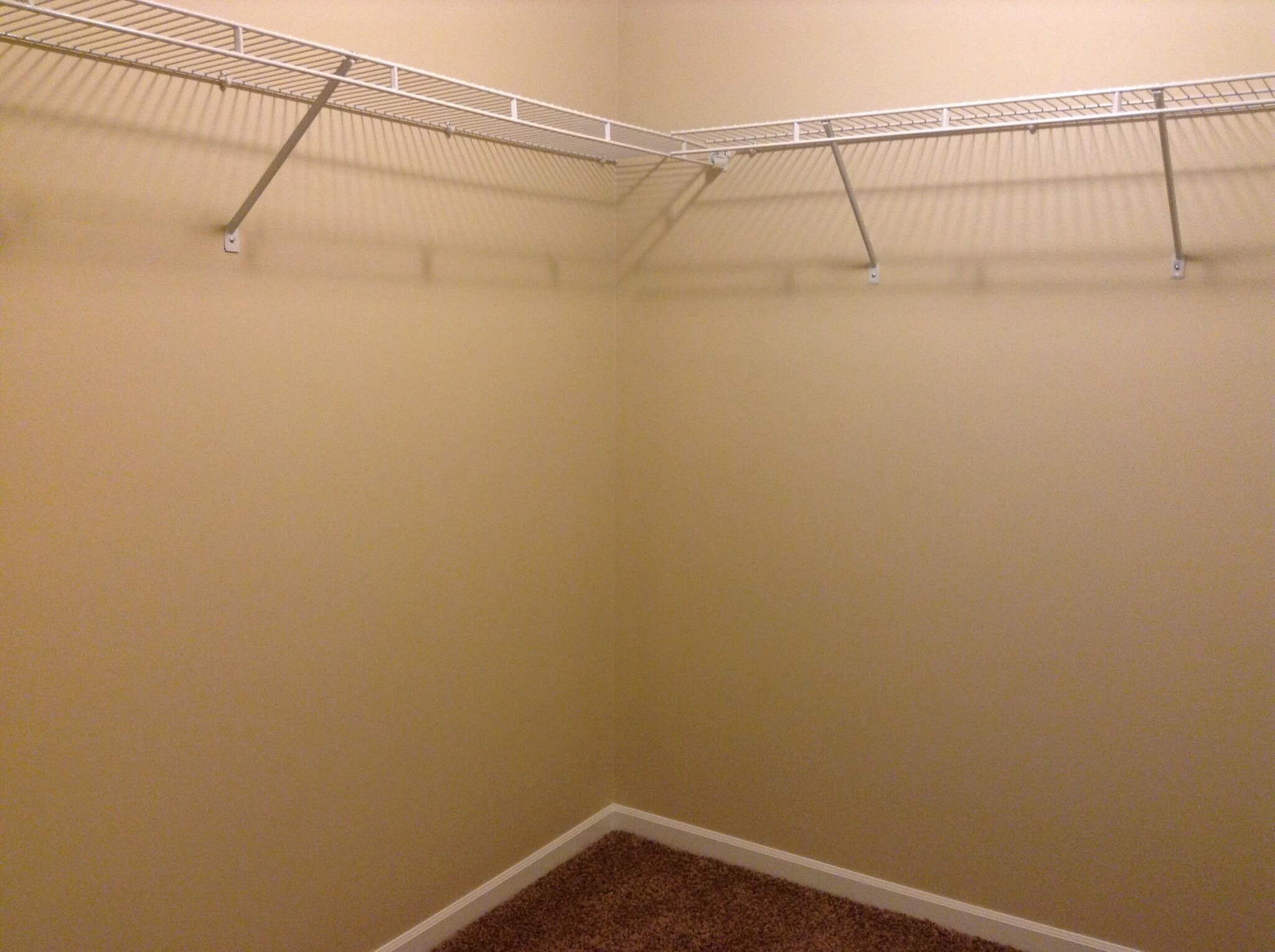 Building Photo - 7003 Pyramid Dr