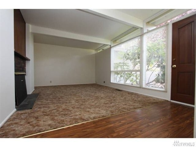 Building Photo - Mid Century 3 bedroom home in Bellevue
