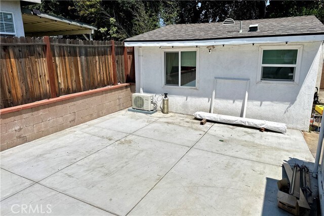 Building Photo - 1004 Miltonwood Ave
