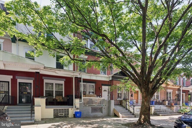 Building Photo - 4928 Walton Ave