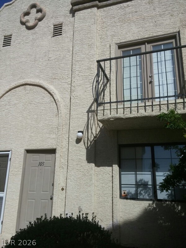 Building Photo - 7030 Burcot Ave